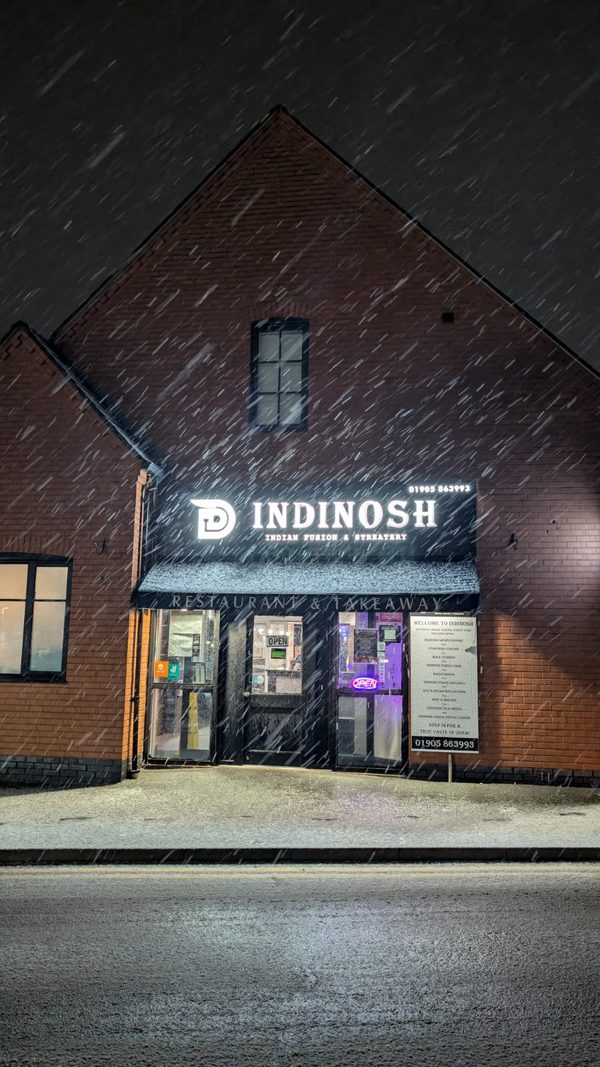 Indinosh Lounge