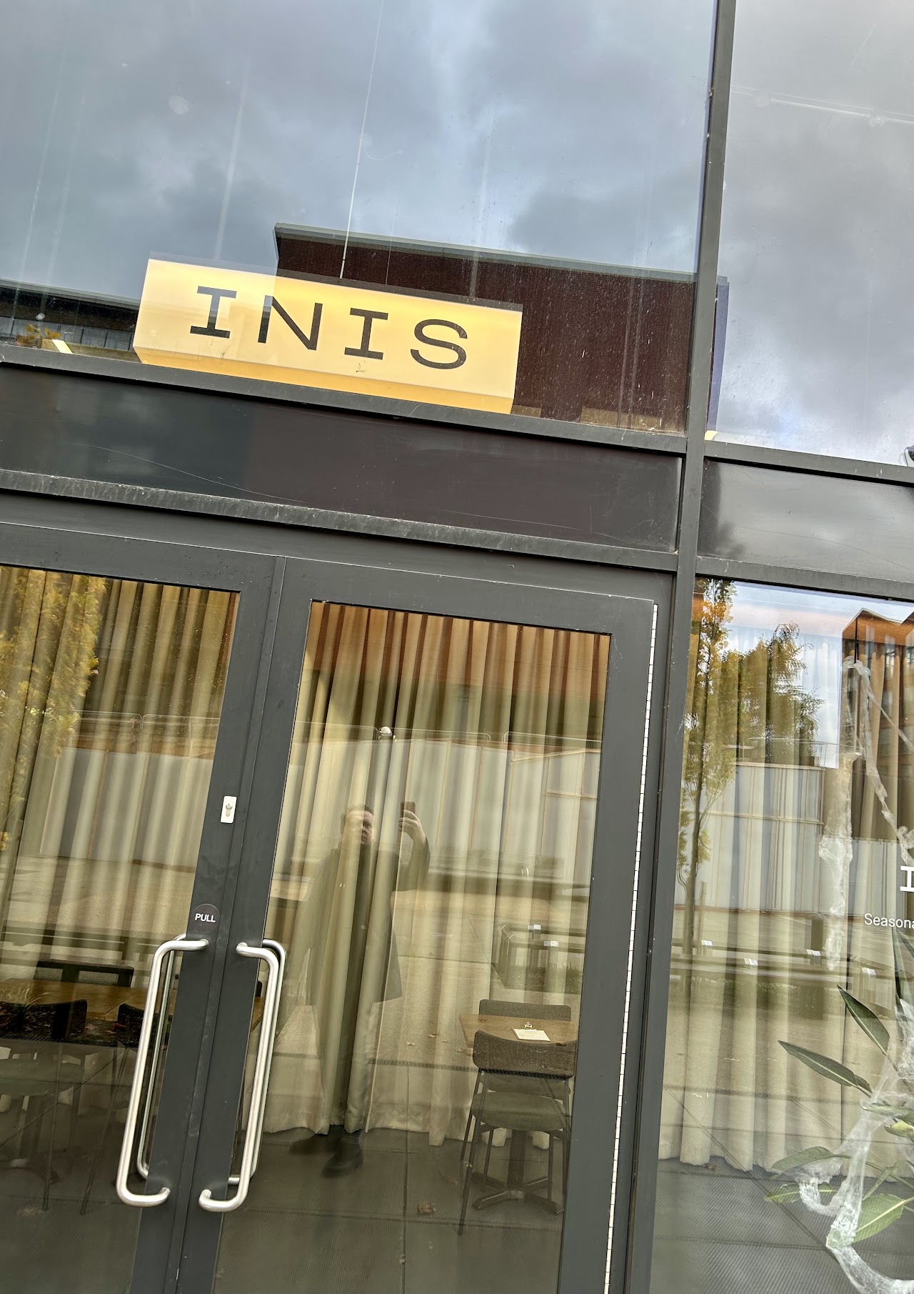 INIS