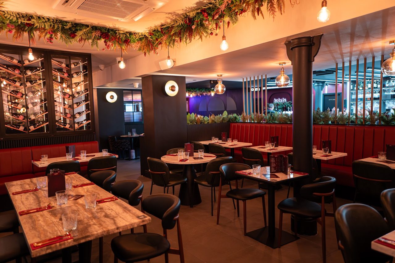 Isabel's Resturant, Bar & Garden
