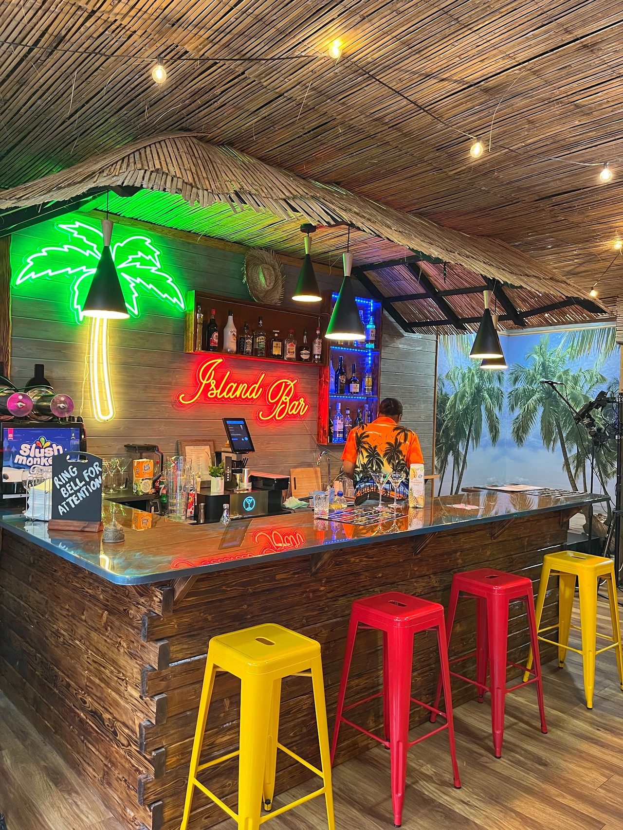 Island Lounge
