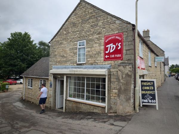 J Ds Breakfast Bar