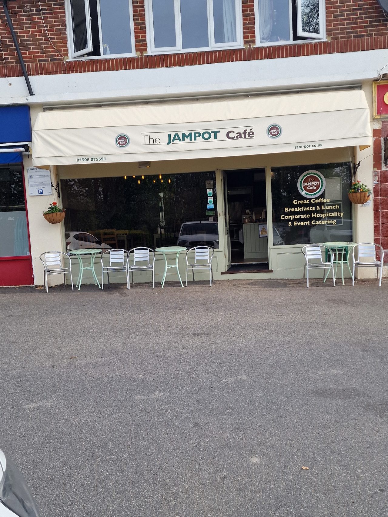 Jam Pot Cafe