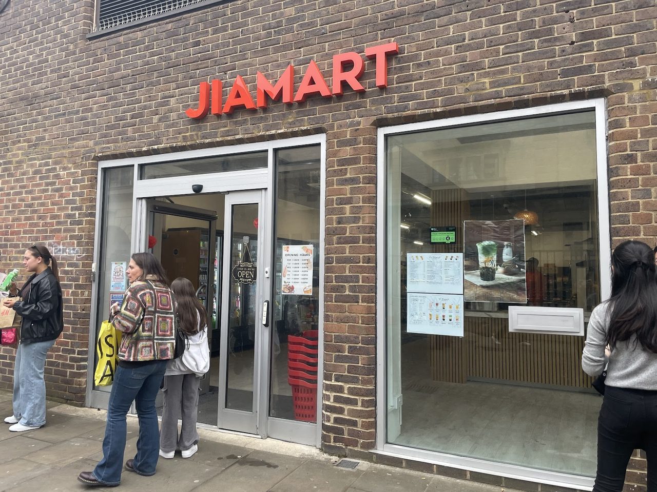 Jiamart \& Yifang