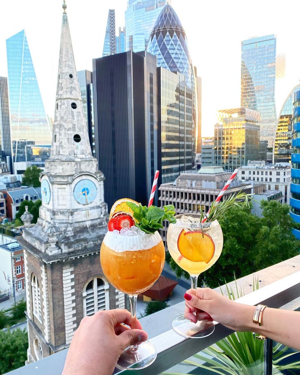 Jin Bo Law Skybar