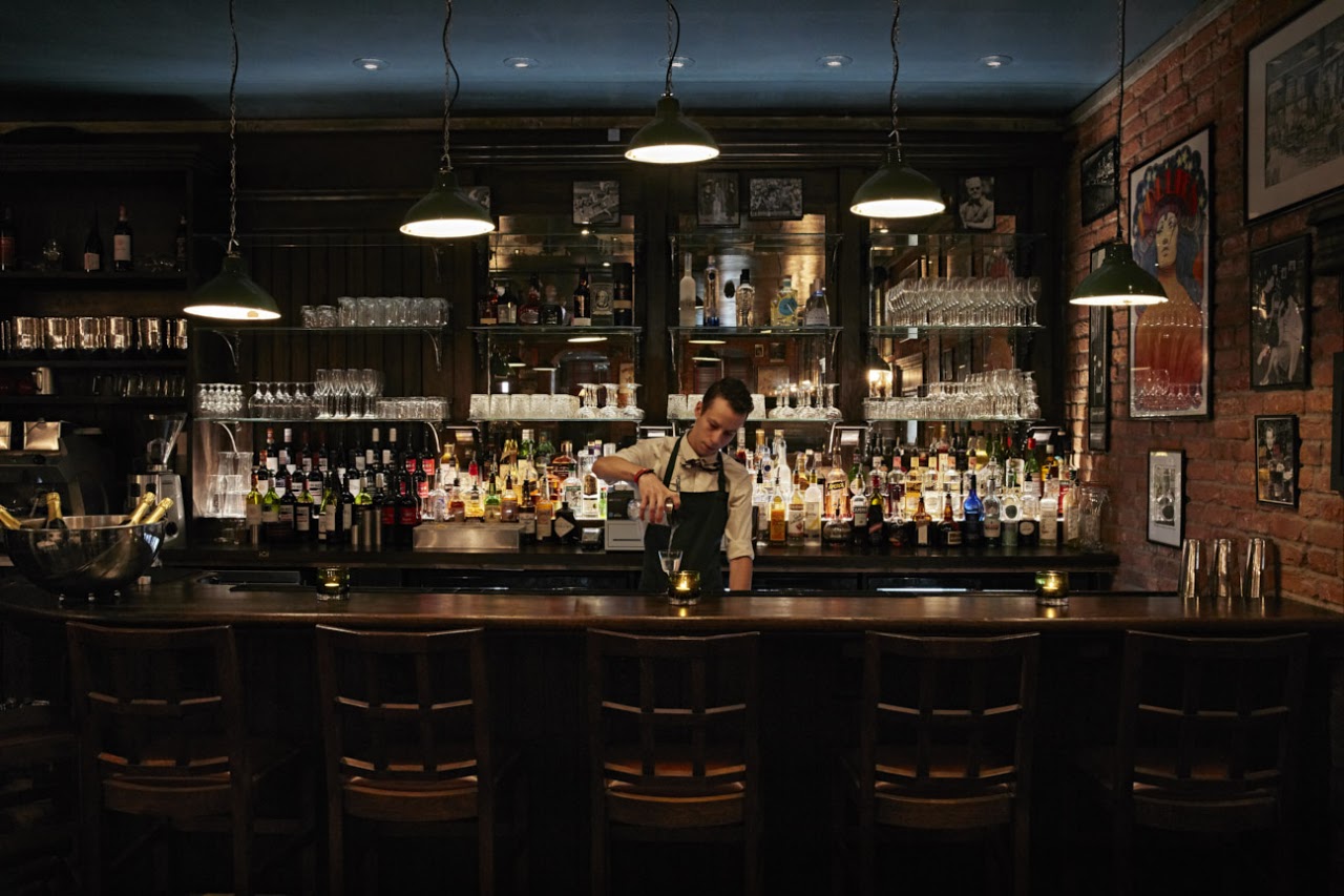 Joe’s Bar