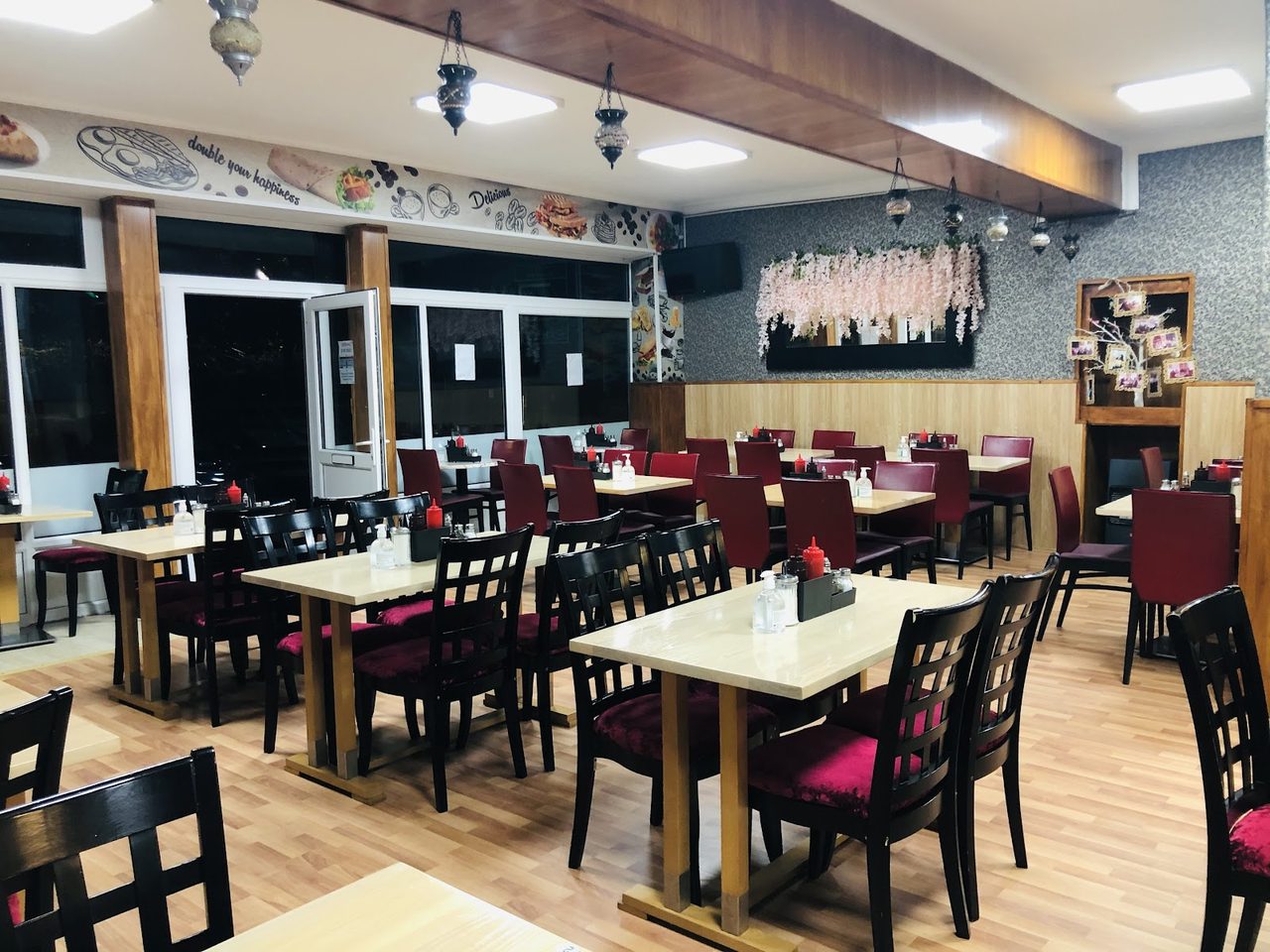 Joe's Cafe