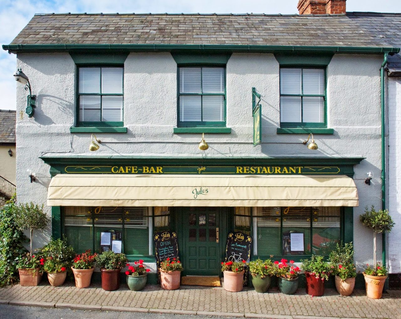 Jules Cafe