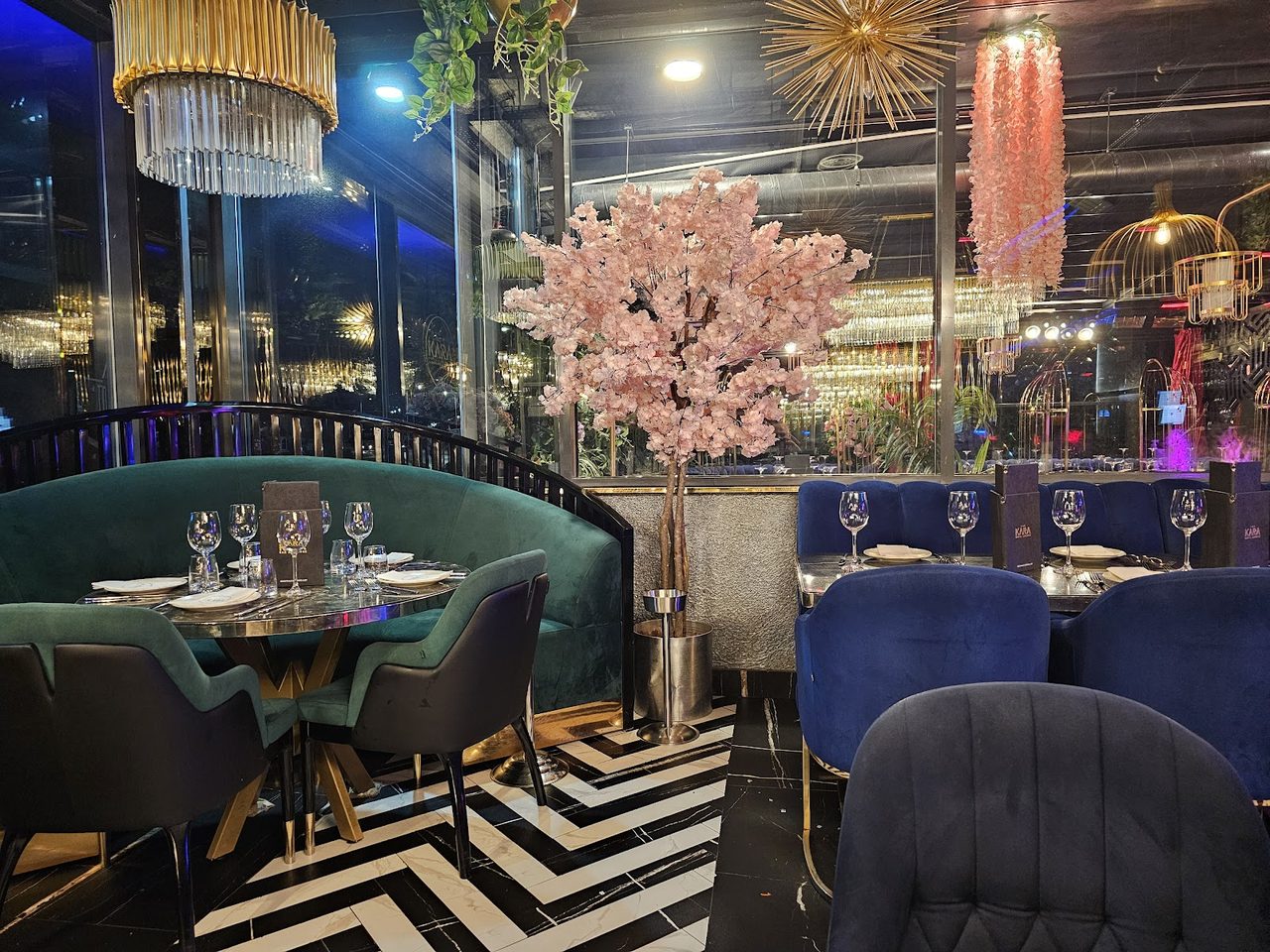 Kara Lounge