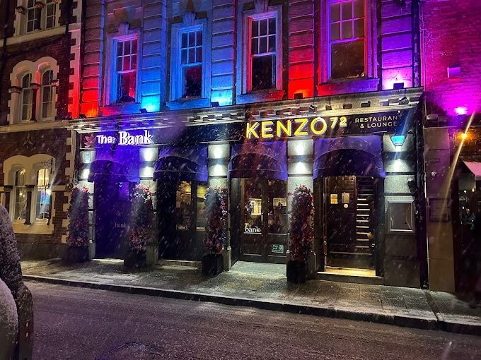 Kenzo72 / The Bank