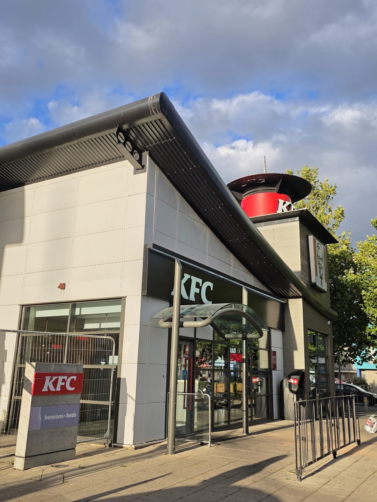 KFC Portsmouth - Binnacle Way
