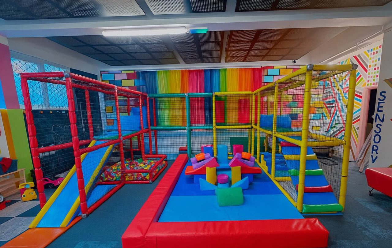 Kids Adventure Cabin