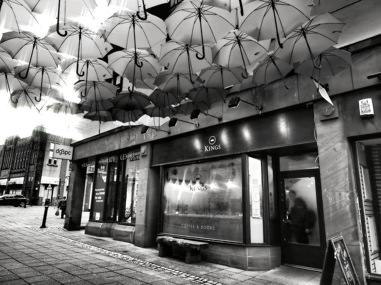 Kings Coffee & Books