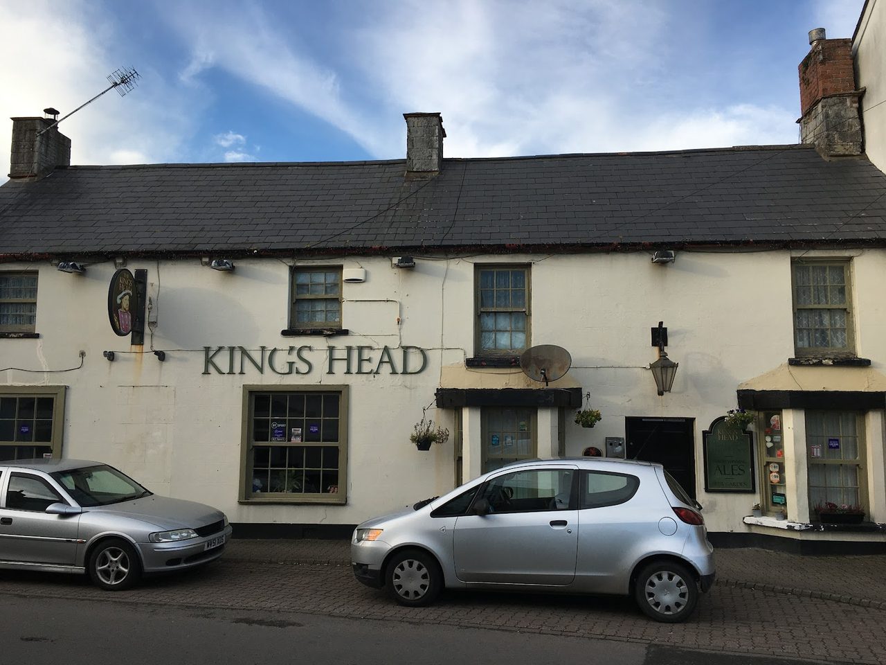Kings Head Hotel