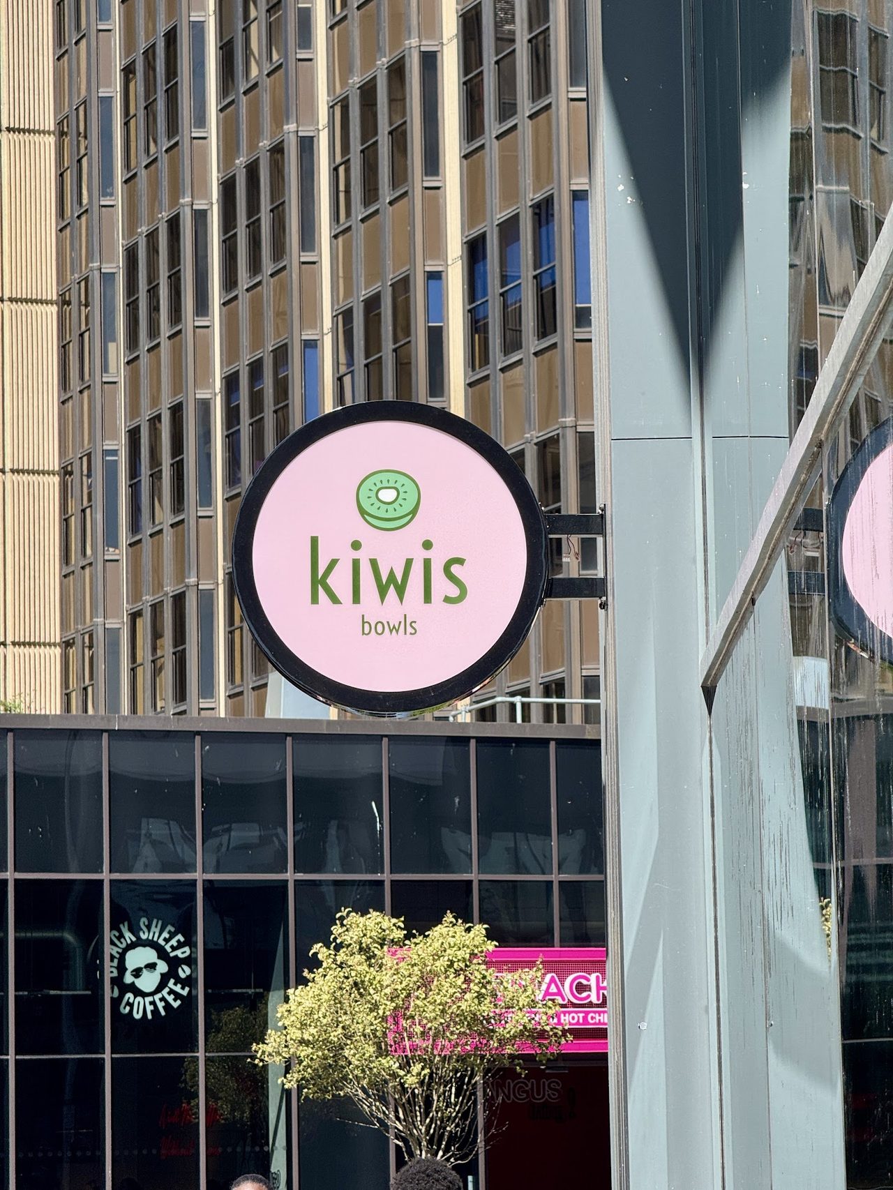 Kiwis Bowls