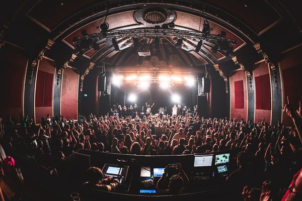 Komedia / The Electric Bar