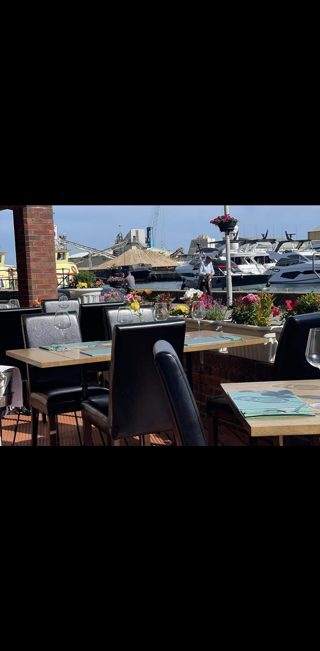 La Lupa Restaurant