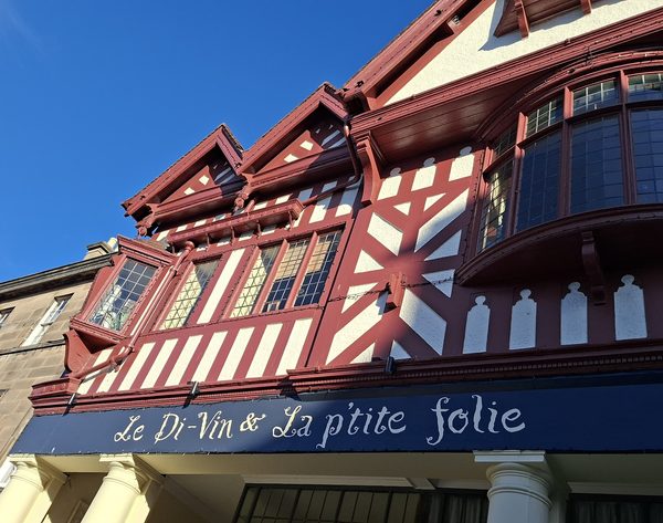 La Ptite Folie 2 & Le Di-Vin Wine Bar