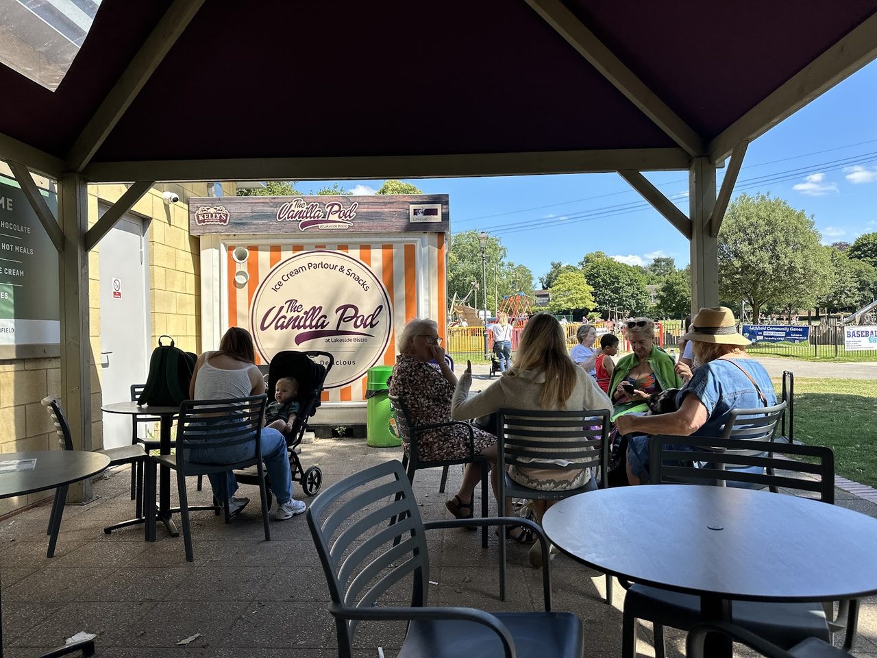 Lakeside Bistro & Vanilla Pod