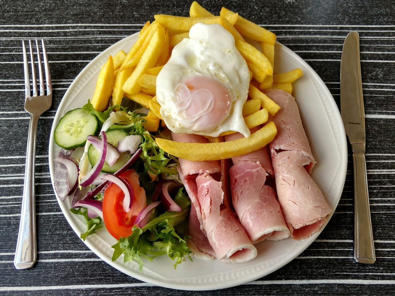 Lakeside Cafe at Thrybergh Country Park