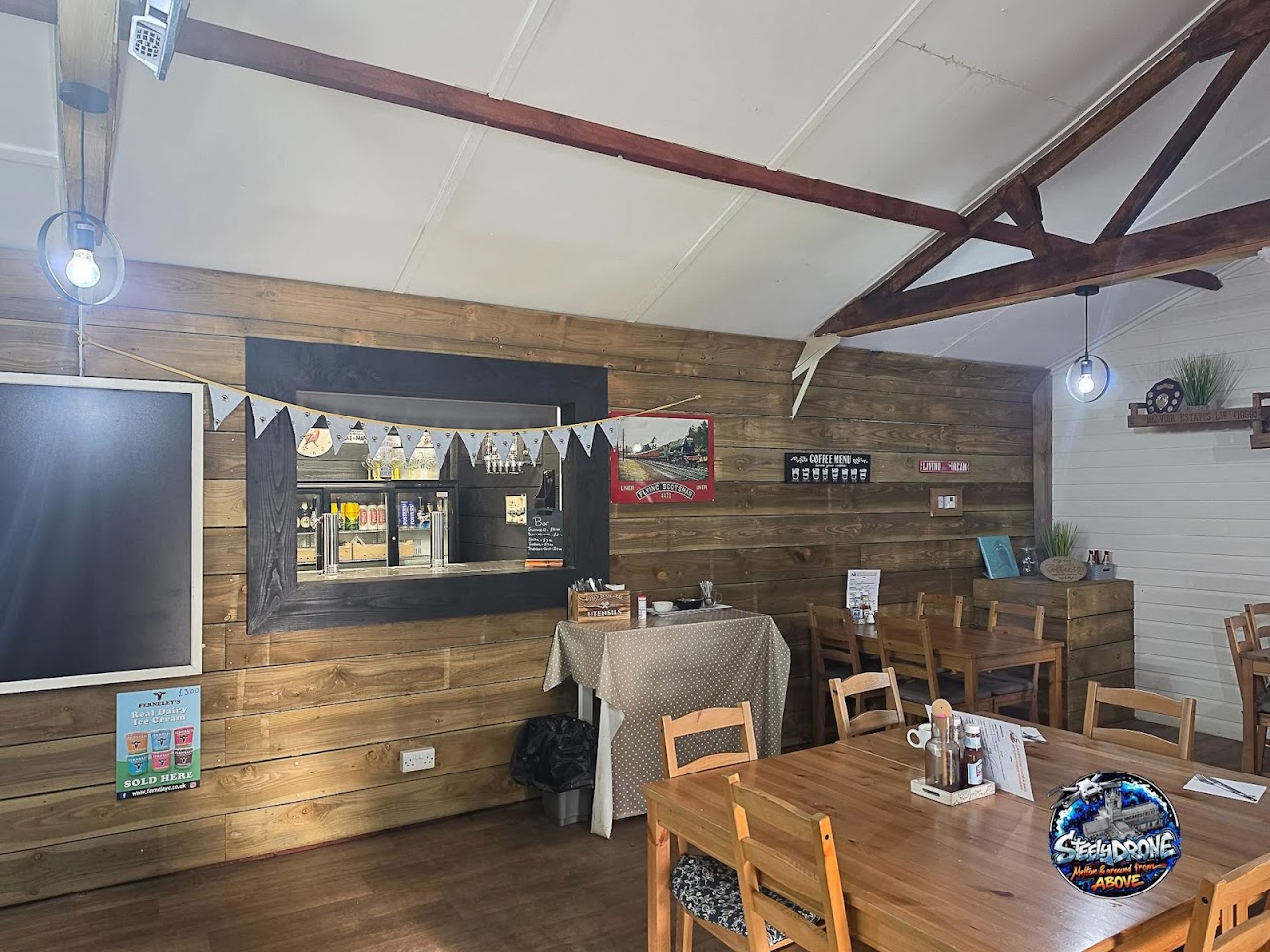 Lakeview Cafe And Bar