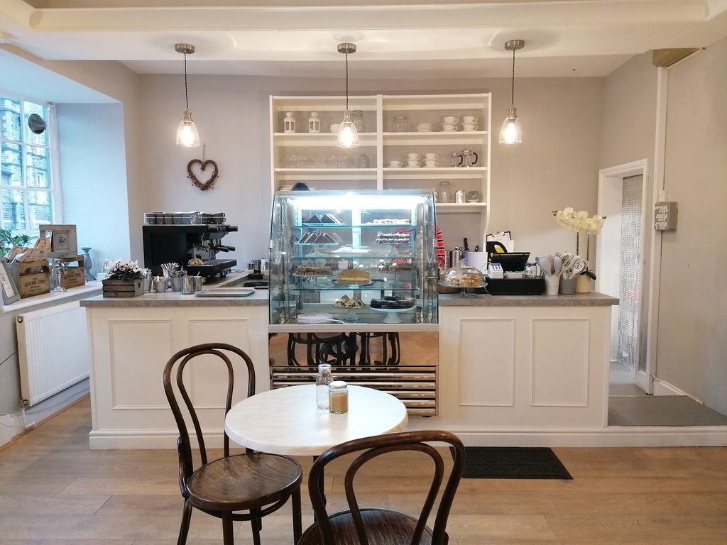 Latte-Da Coffee & Kitchen