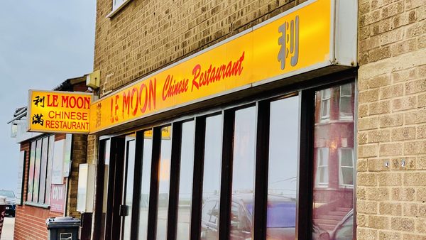 Le Moon Chinese Restaurant