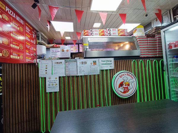 LEIRA'S KITCHEN