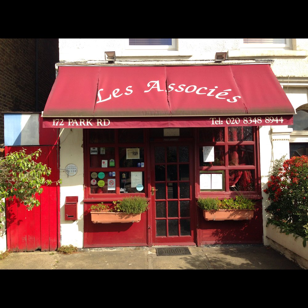 Les Associes