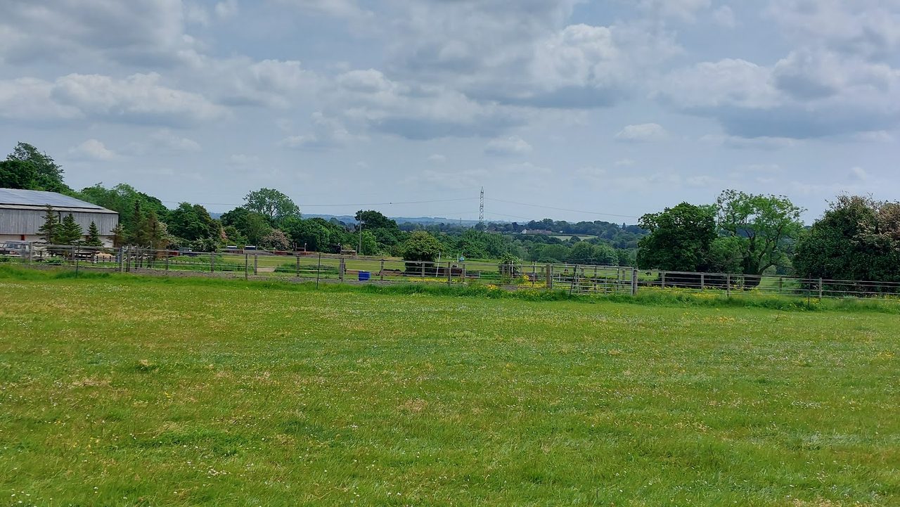 Leyland Court - Cafe Au Neigh