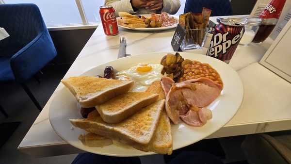 Lillies Cafe