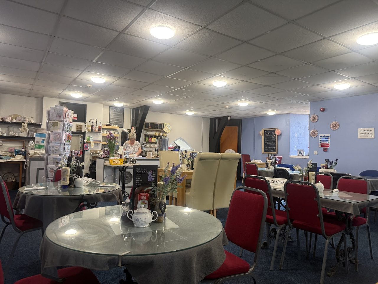 Lingla Cafe and Gift Shop