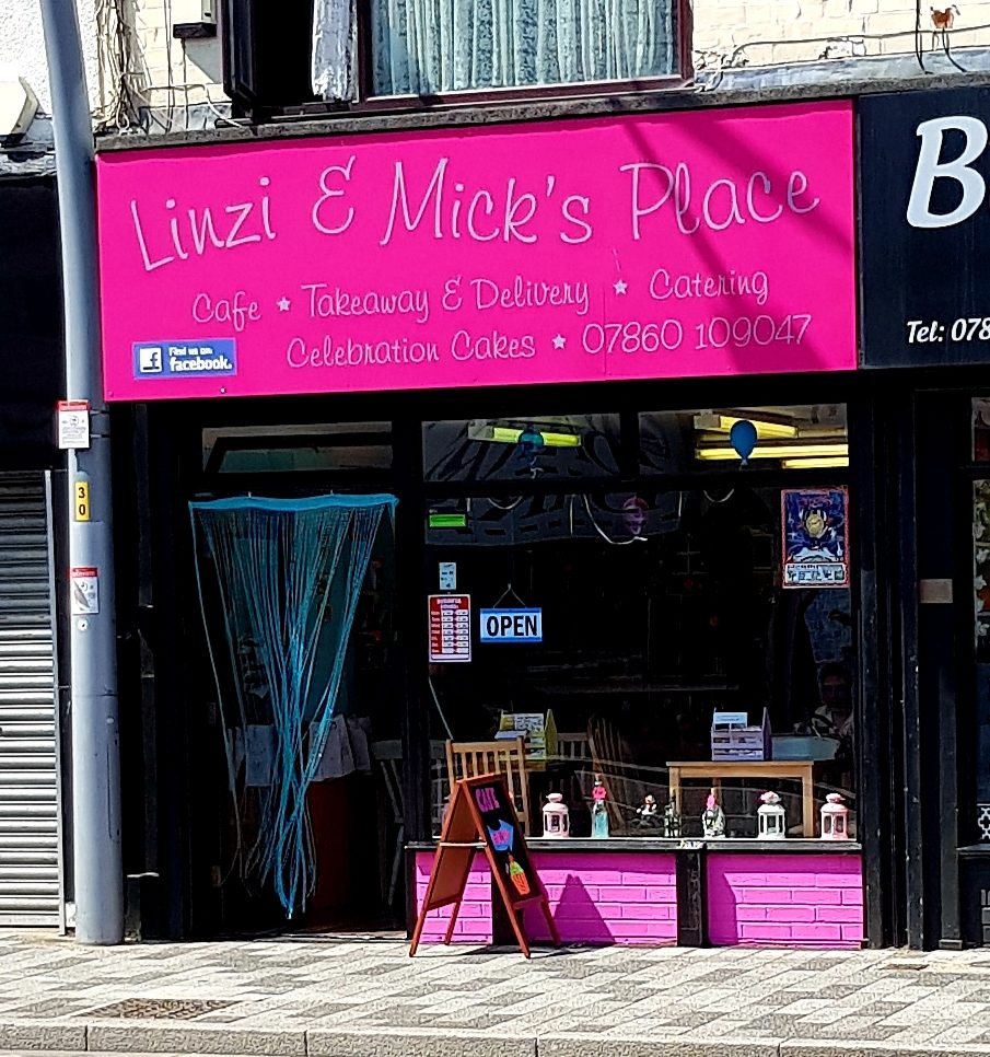 Linzi & Mick's Place Cafe