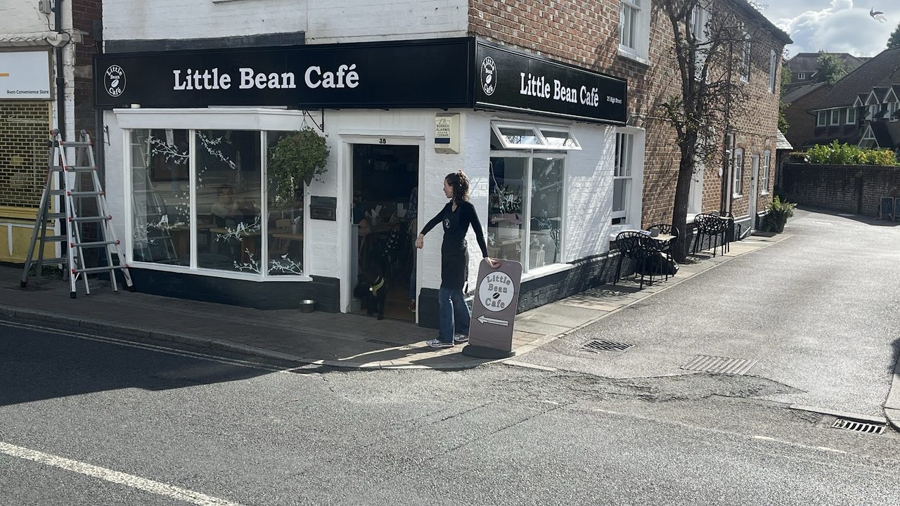 Little Bean Cafe Billingshurst
