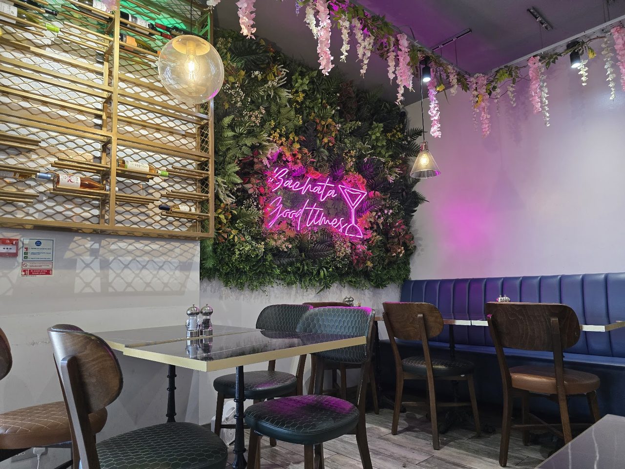 Loca Cafe and Bistro