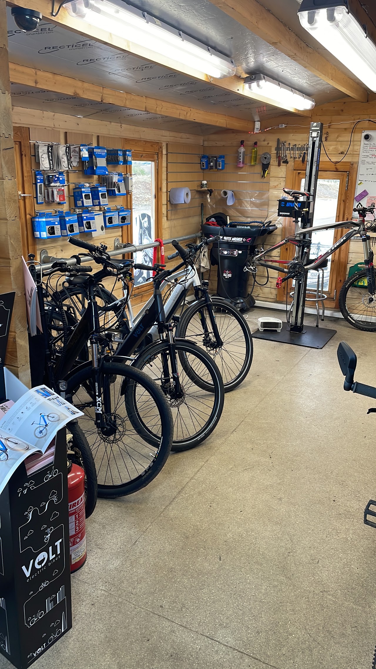 Loch Leven Cycles