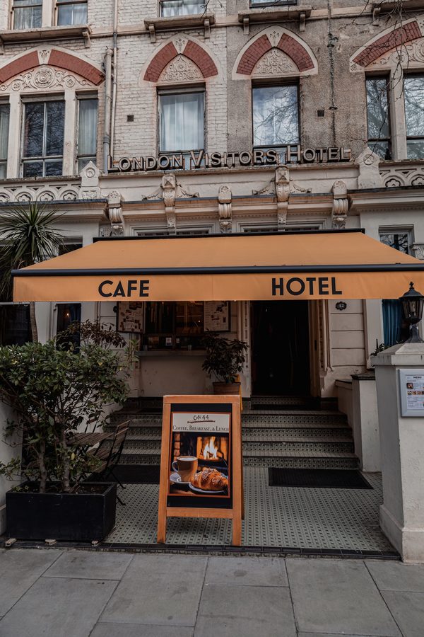 London Visitors Hotel