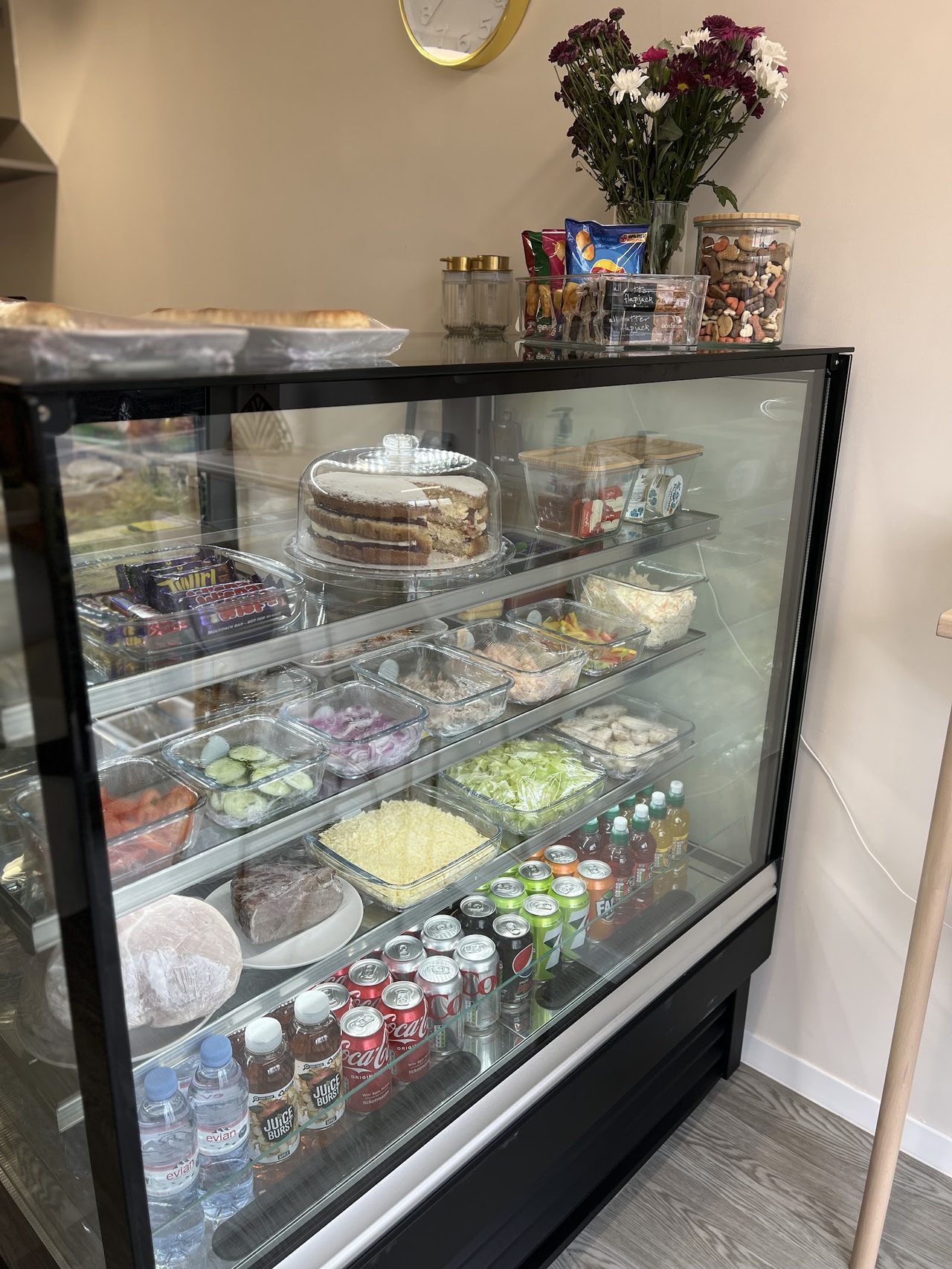 LouLous Sandwich Bar