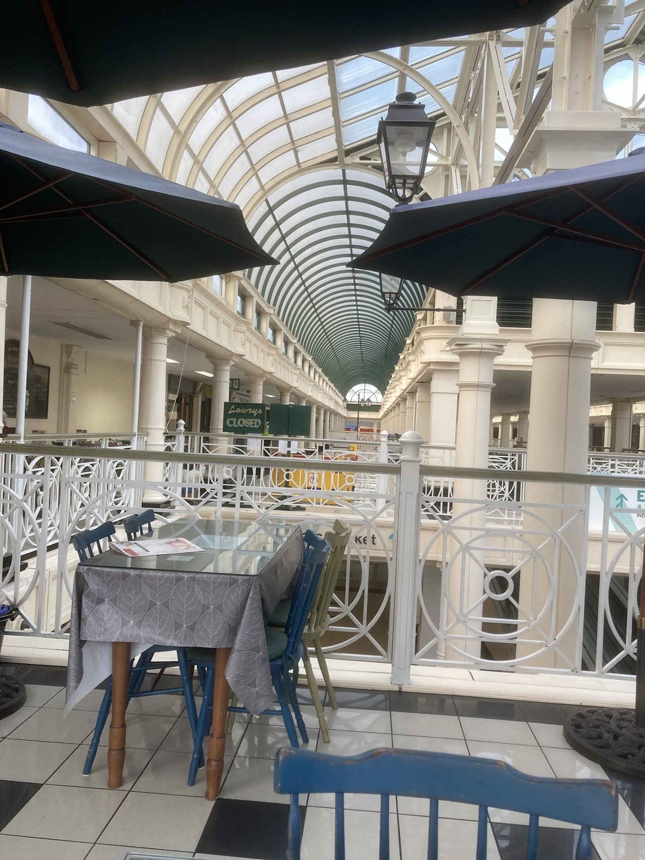Lowrys Restaurant