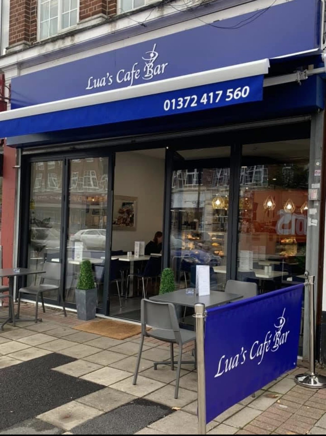 Luas Cafe Bar