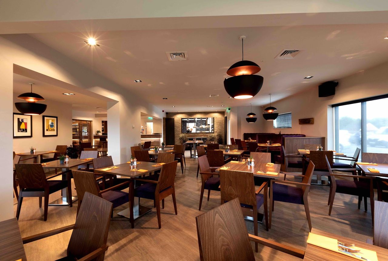 Luciano Bar & Bistro