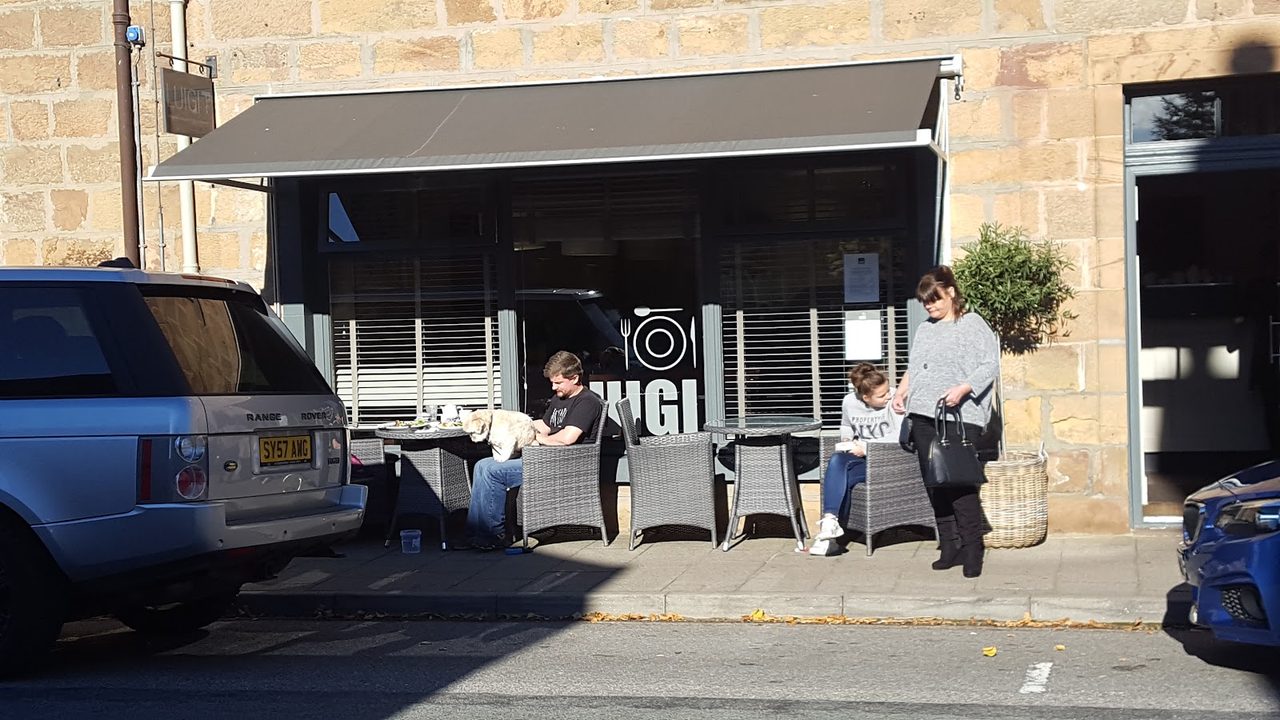 Luigis Cafe