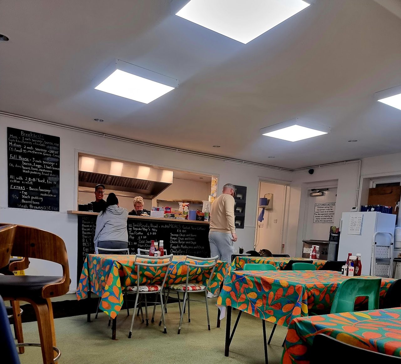 Lunchbox Cafe