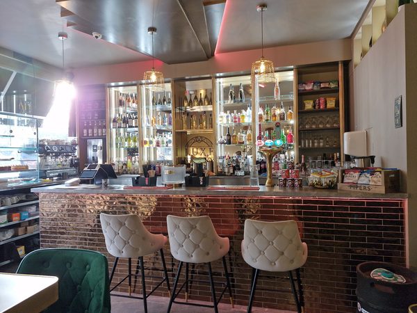 Luxe Bistro