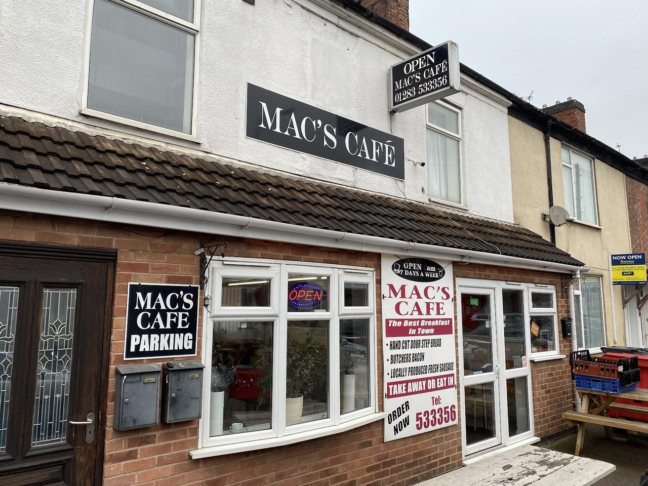 Macs Cafe