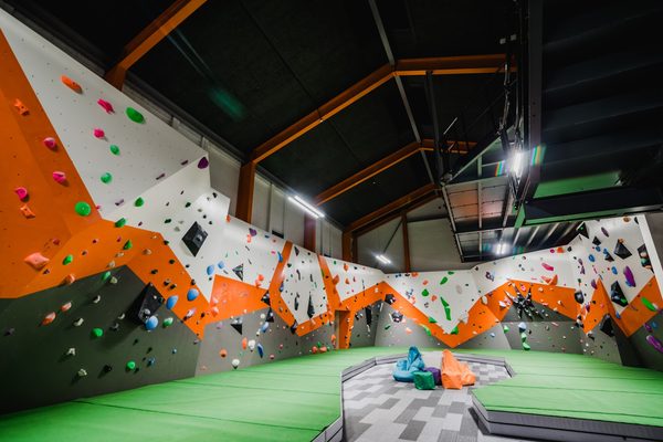 Mad Volume Climbing