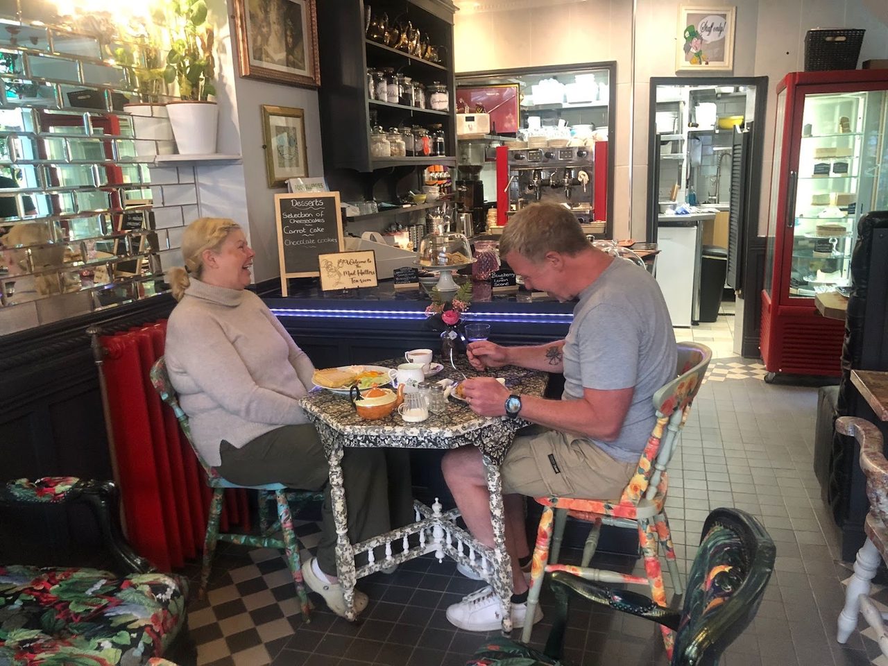Madhatter's Tea Room