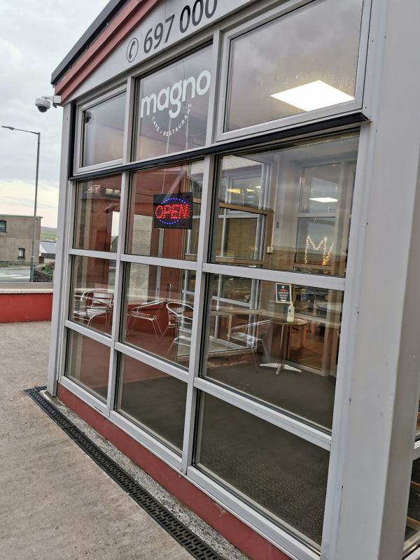 Magno Cafe & Restaurant