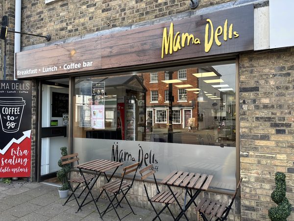 Mama Dell's Of Witham
