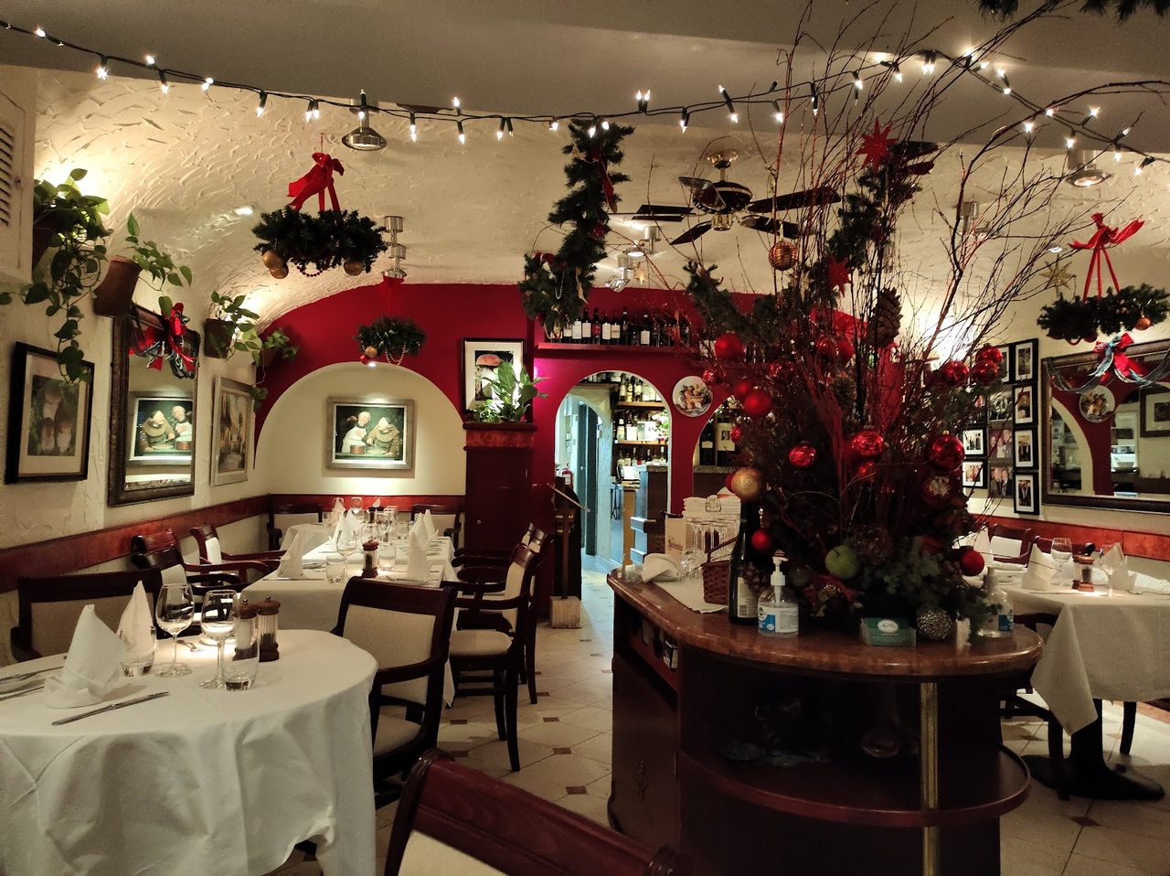 Mamma Mia Restaurant