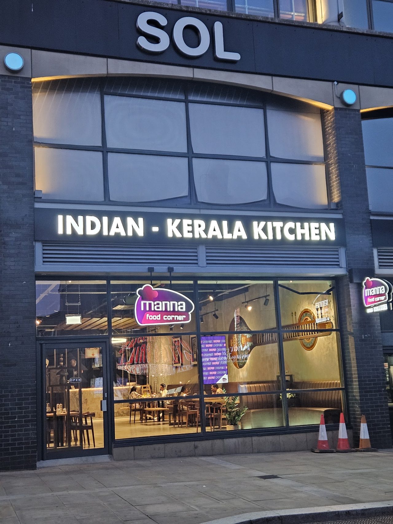 Manna food corner